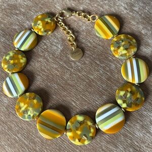 PONO resin necklace